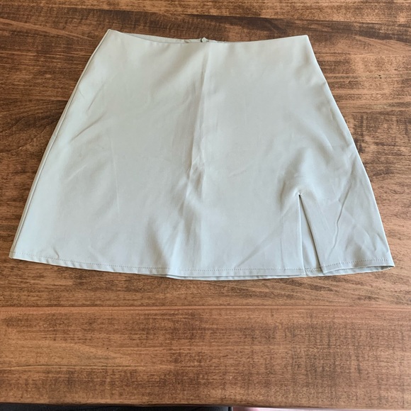 Streetwear Society Mini Skirt - Picture 4 of 5